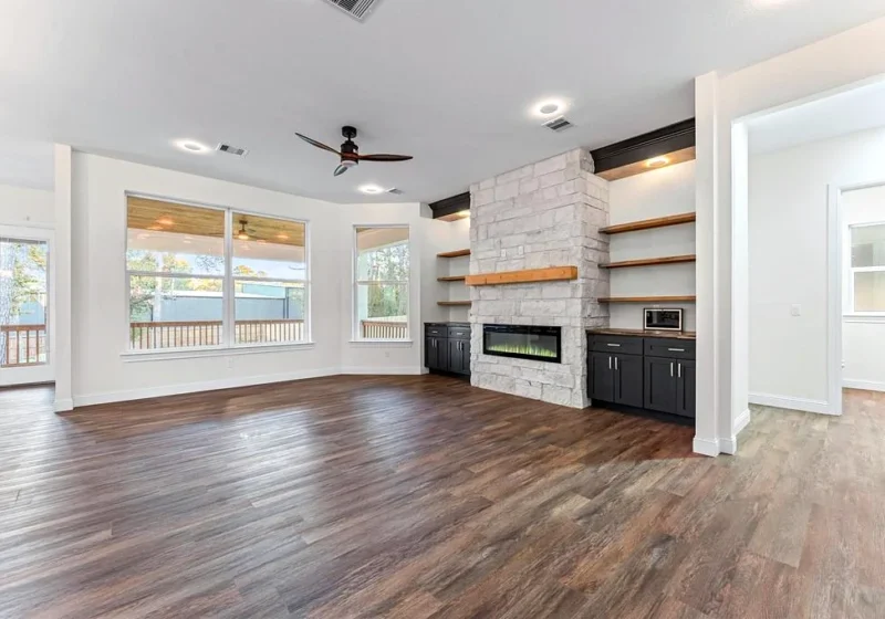 40714 Rolling Forest Dr, Magnolia TX — living room