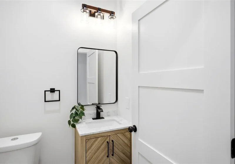 462 Carriage Trail, Montgomery TX — half bath