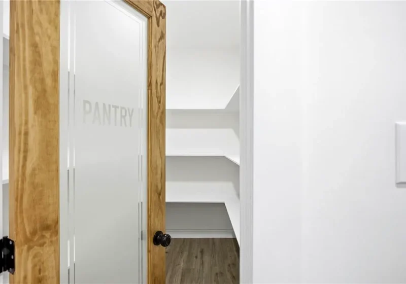 462 Carriage Trail, Montgomery TX — pantry
